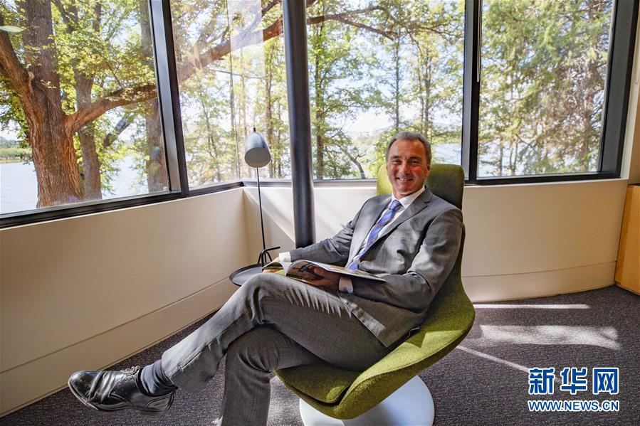 (國際·亞洲文明對話大會·圖文互動)專訪:文明之間的對話讓世界變得更好——訪澳大利亞國家博物館館長馬修·特林卡