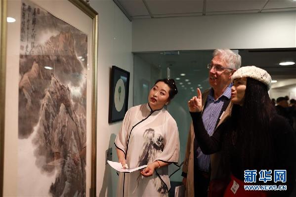 (國際)(1)新西蘭國會中新藝術(shù)交流展開幕