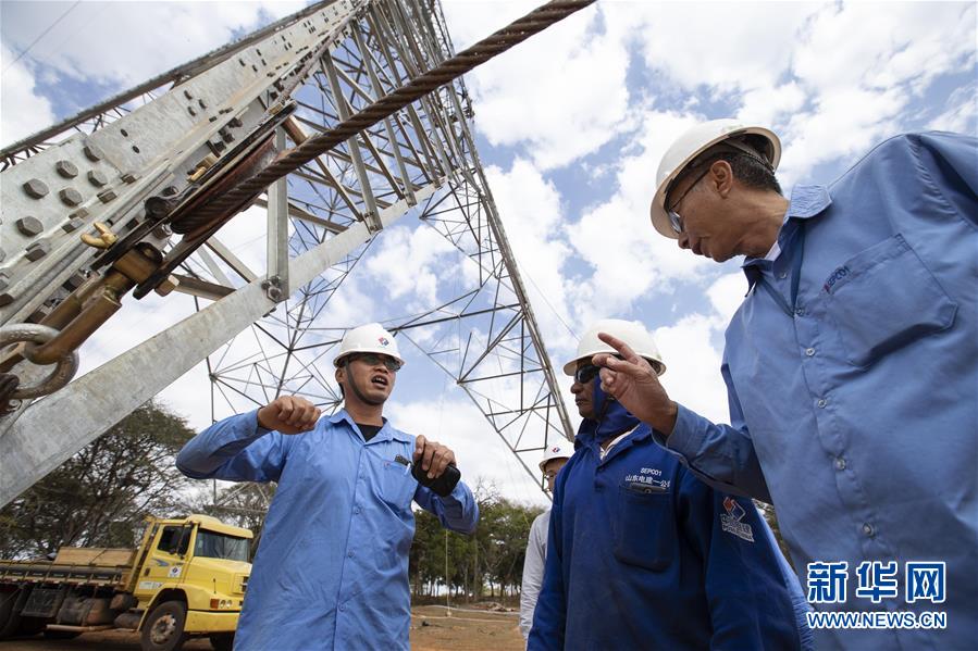 （新華全媒頭條&middot;圖文互動(dòng)）（6）特稿：全面提升中希合作交流水平 推動(dòng)金磚峰會(huì)取得豐碩成果&mdash;&mdash;寫在習(xí)近平主席對(duì)希臘進(jìn)行國(guó)事訪問并赴巴西出席金磚國(guó)家領(lǐng)導(dǎo)人第十一次會(huì)晤之際