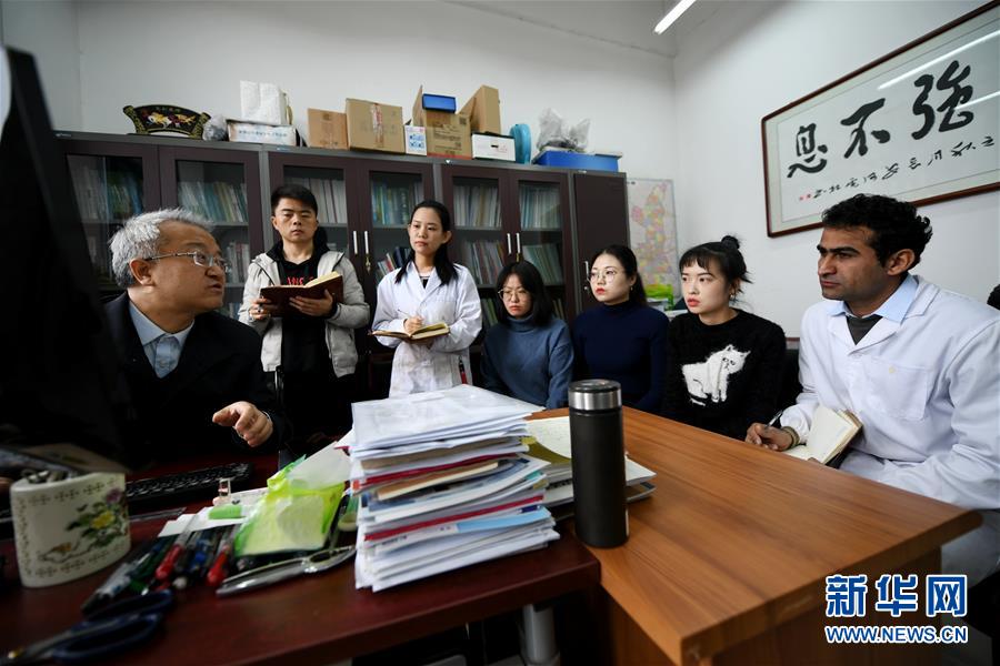 (在習近平新時代中國特色社會主義思想指引下——新時代新作為新篇章·總書記關(guān)切開放事·圖文互動)(1)來中國“學(xué)種地”的“洋學(xué)生”