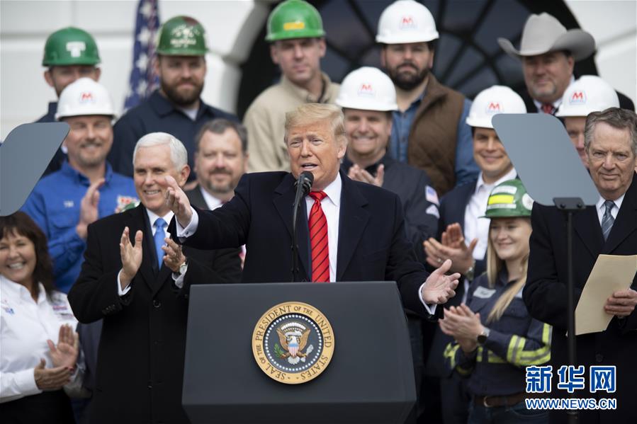 (國際)(1)特朗普簽署美墨加協(xié)定