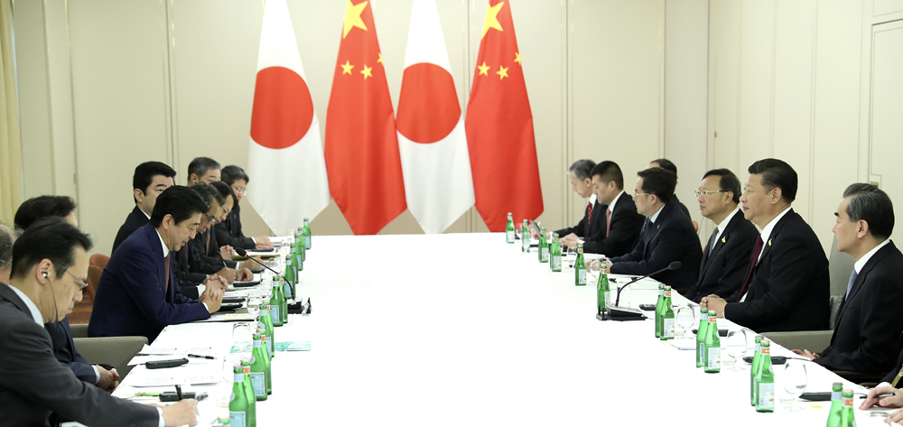 習(xí)近平會(huì)見日本首相安倍晉三