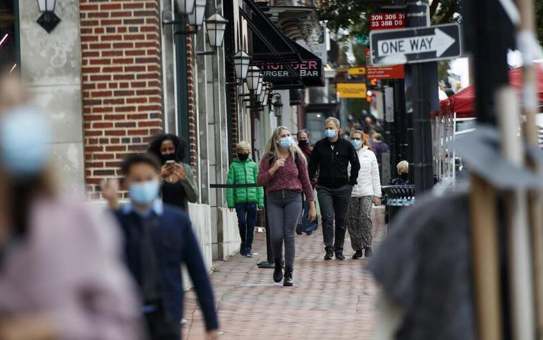 【微視頻】科學被&ldquo;捂上嘴&rdquo;？美國疫情應對持續(xù)遭批！