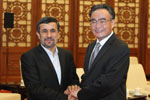 吳邦國(guó)會(huì)見伊朗總統(tǒng)