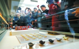 故宮養(yǎng)心殿寶匣里藏著啥寶貝？